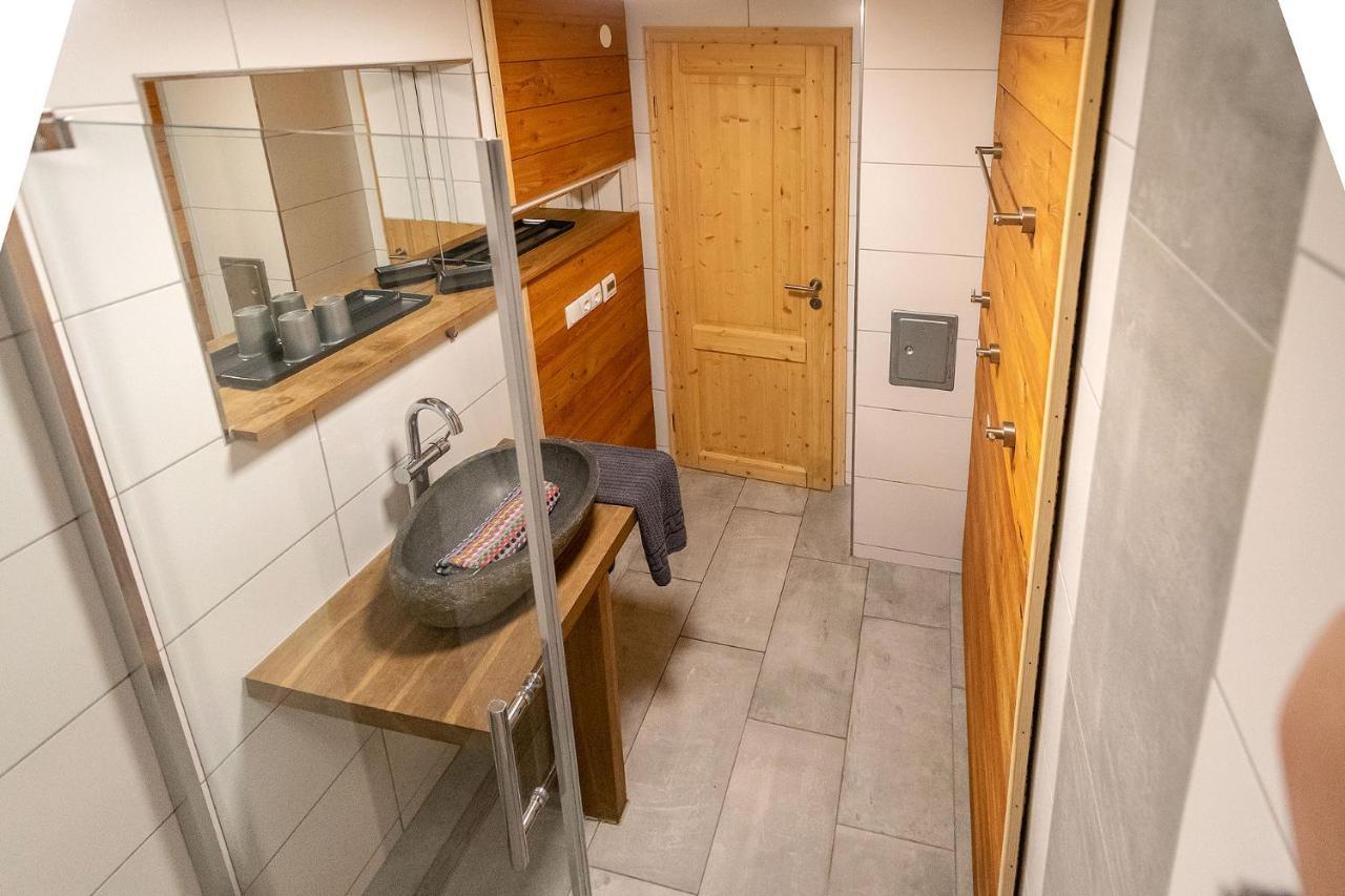 Alpen-Hostel - Apartment Talstation Mit Motorradvermietung Мемминген Экстерьер фото