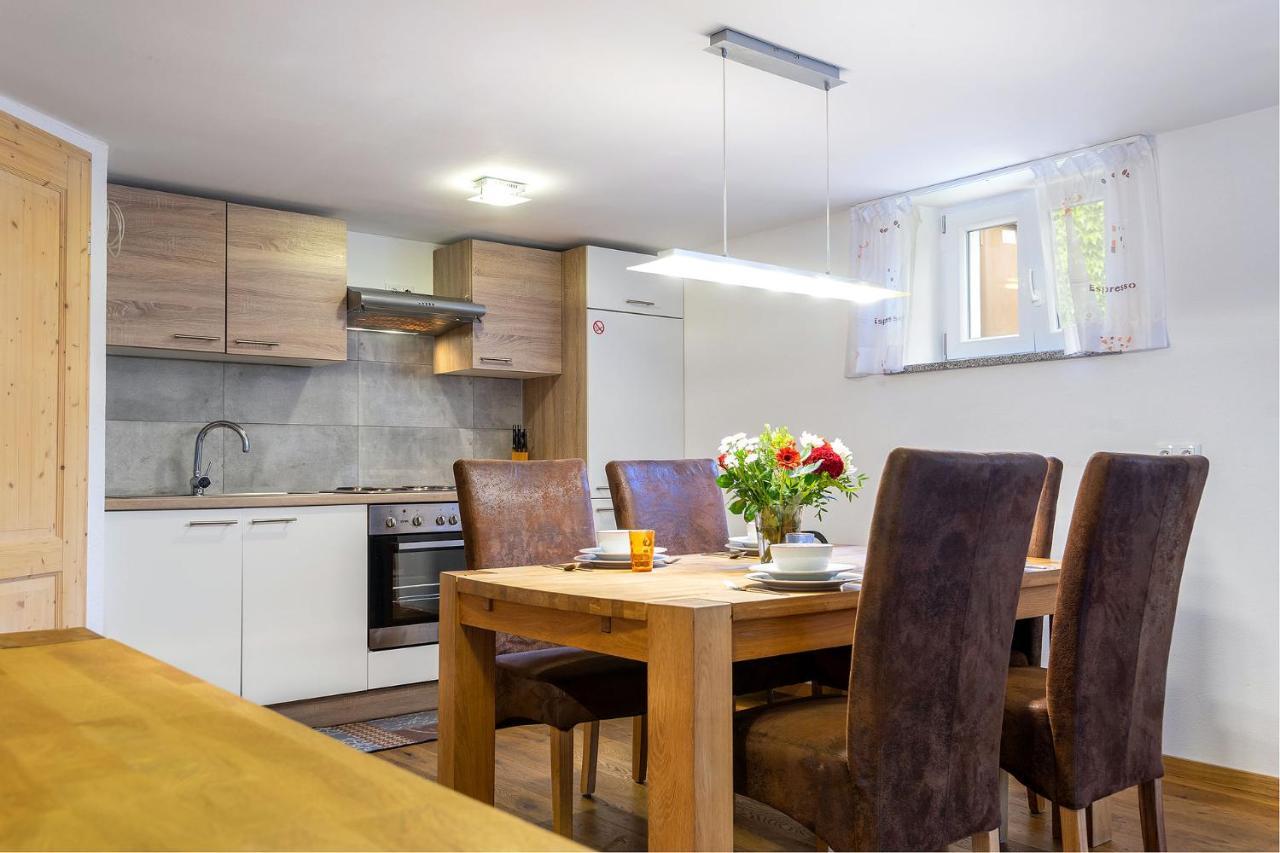 Alpen-Hostel - Apartment Talstation Mit Motorradvermietung Мемминген Экстерьер фото