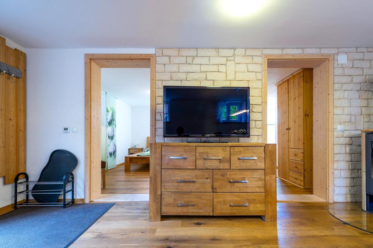 Alpen-Hostel - Apartment Talstation Mit Motorradvermietung Мемминген Экстерьер фото